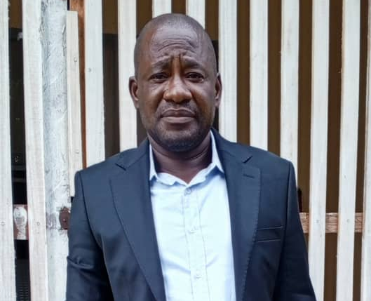 Raffinerie de métaux recevant des minerais bruts